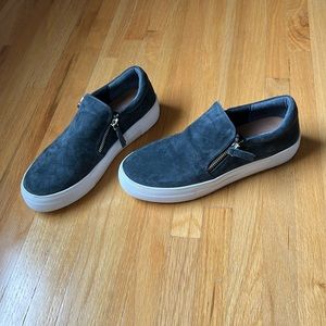 Steve Madden Suede slip on sneakers